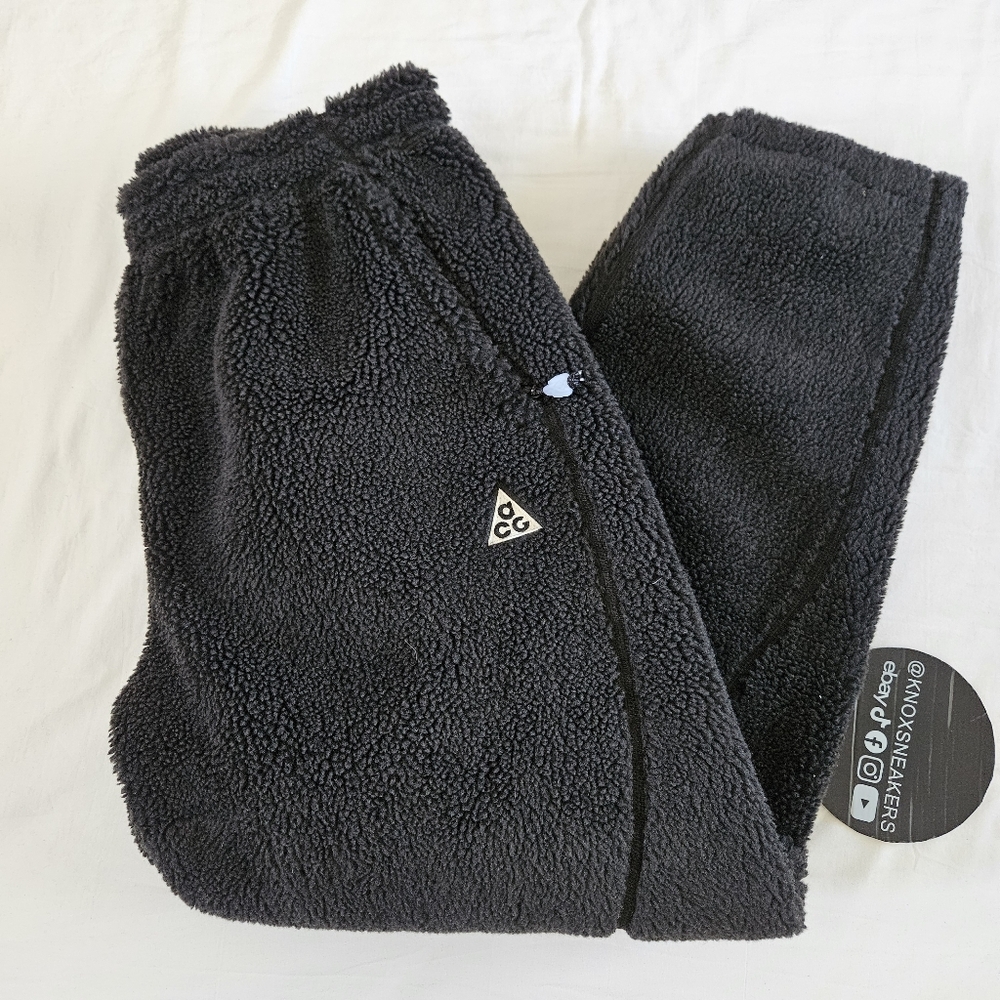 Nike ACG Black Fleece Sweatpants